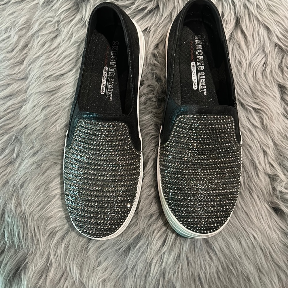 Beautiful 6.5 Skechers!